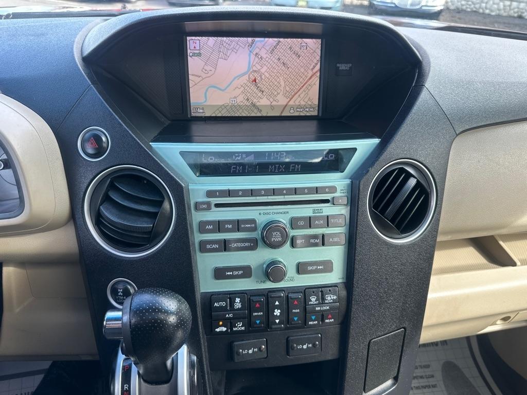 Honda Pilot 4WD 4dr Touring w/Navi 2009
