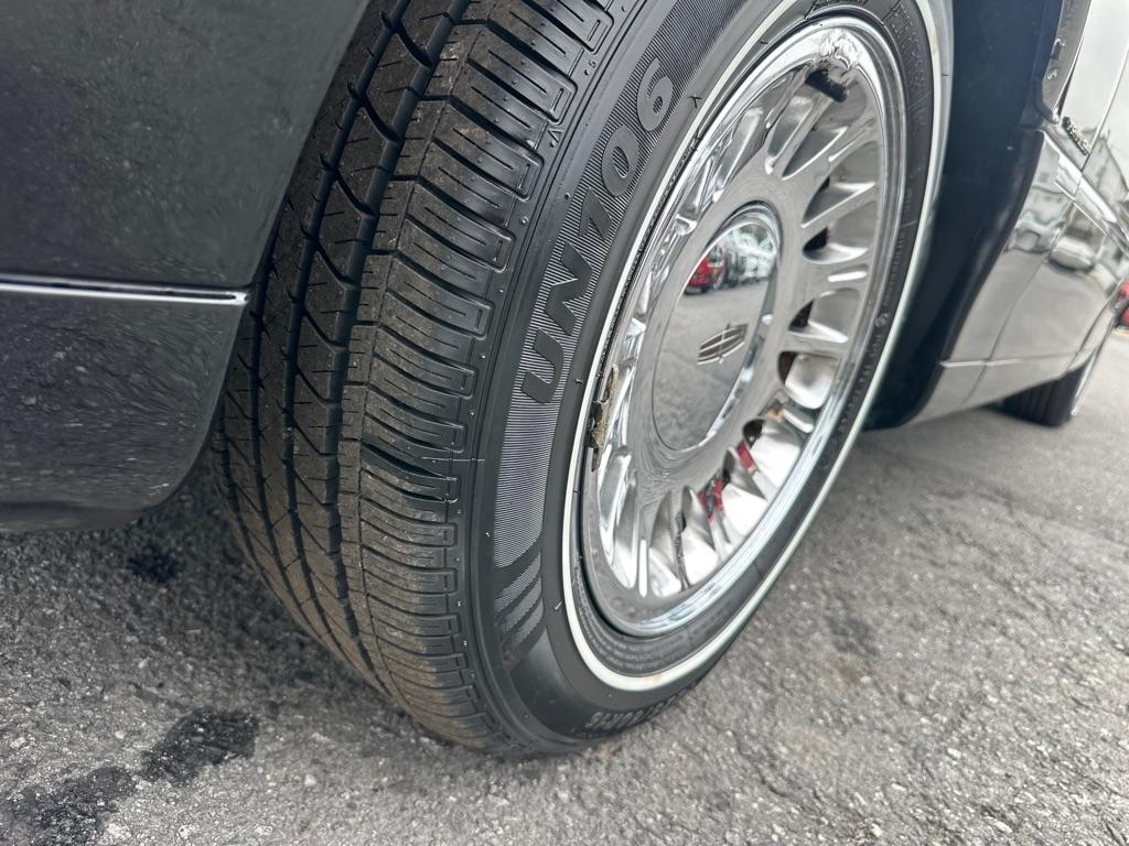 Lincoln Town Car  2002