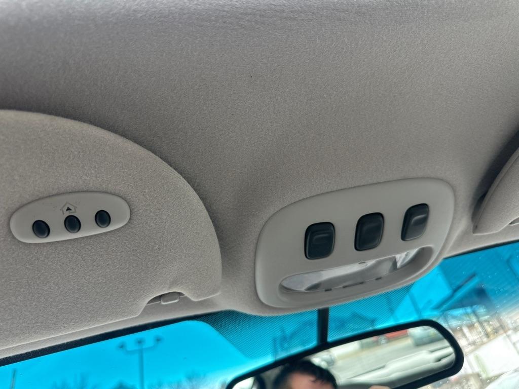 Lincoln Town Car  2002