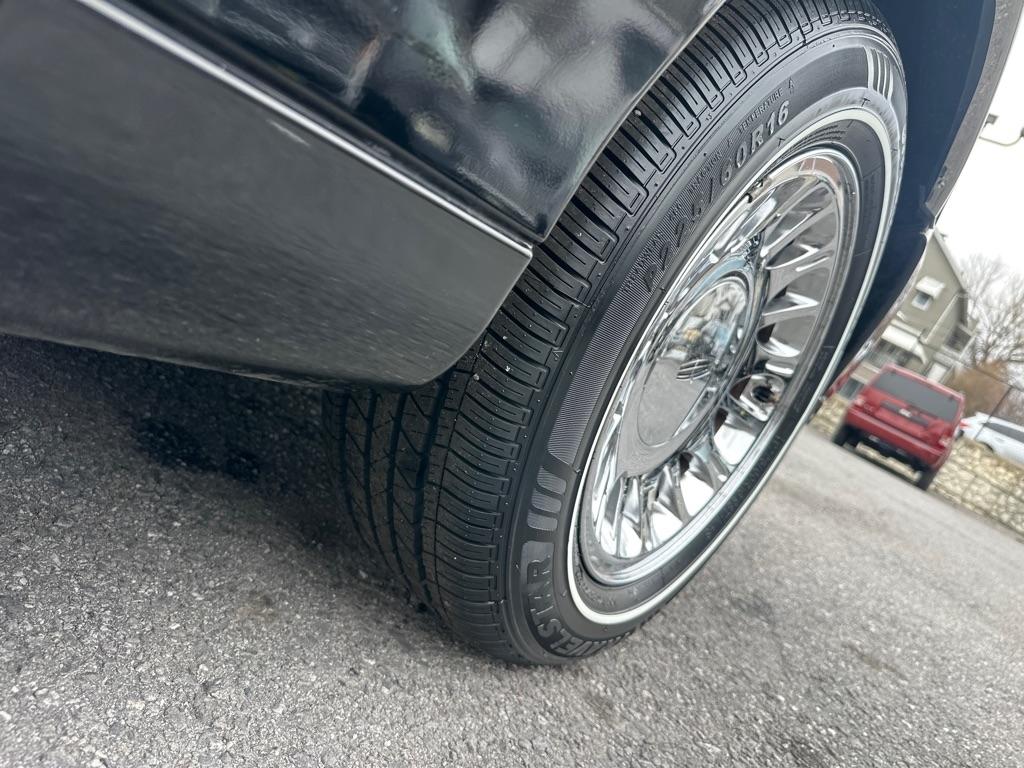 Lincoln Town Car 4dr Sdn Cartier Prem. 2002