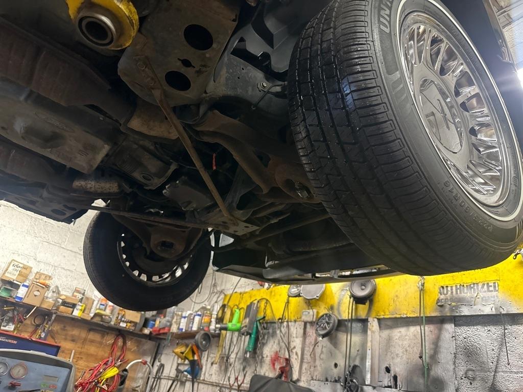 Lincoln Town Car 4dr Sdn Cartier Prem. 2002