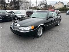 2002 Lincoln Town Car 