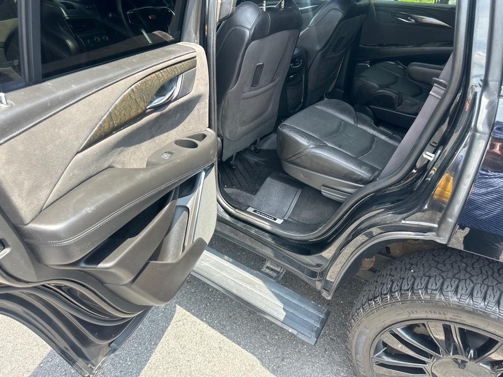 Cadillac Escalade  2016
