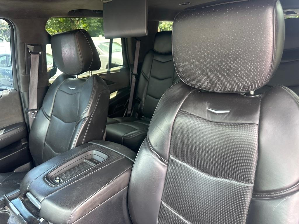 Cadillac Escalade  2016