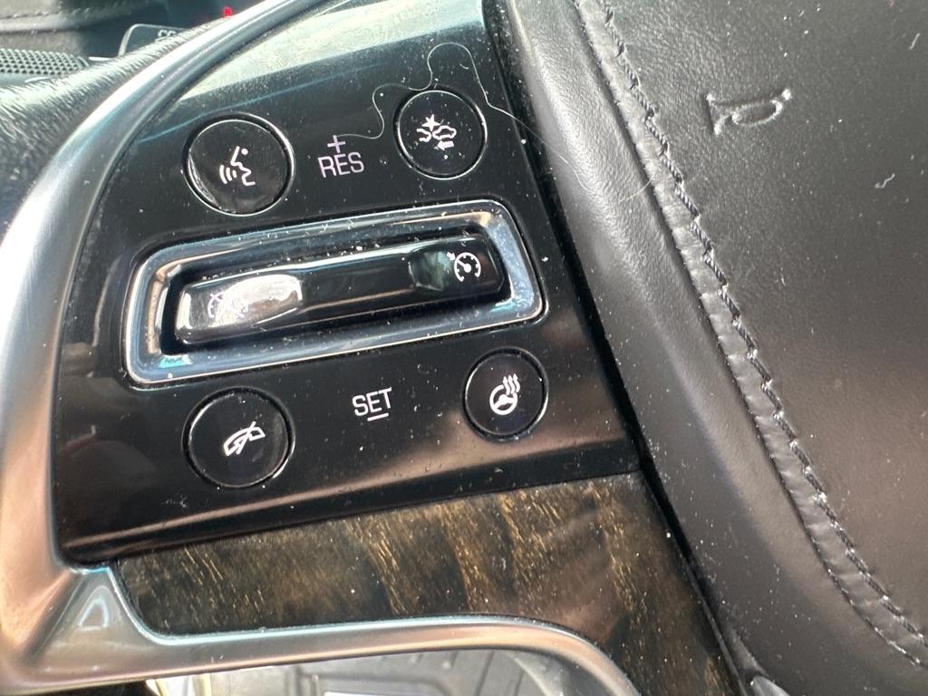 Cadillac Escalade  2016