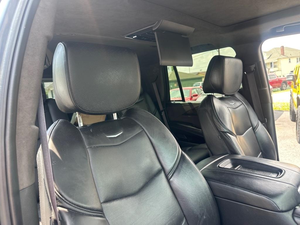 Cadillac Escalade  2016