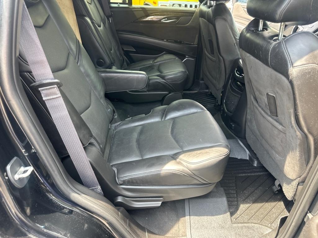Cadillac Escalade  2016