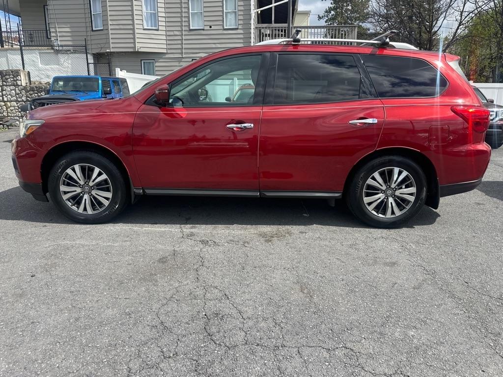 Nissan Pathfinder  2017