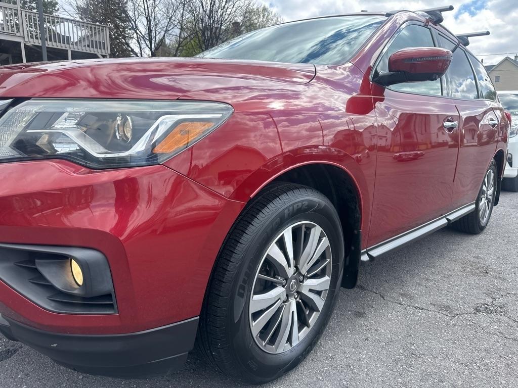 Nissan Pathfinder  2017