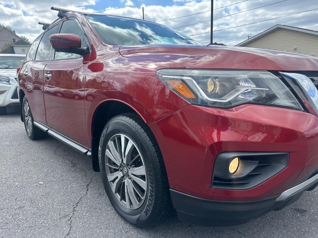 Nissan Pathfinder  2017