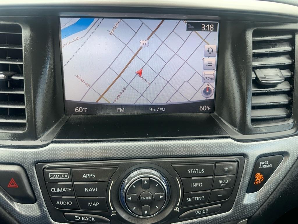 Nissan Pathfinder  2017