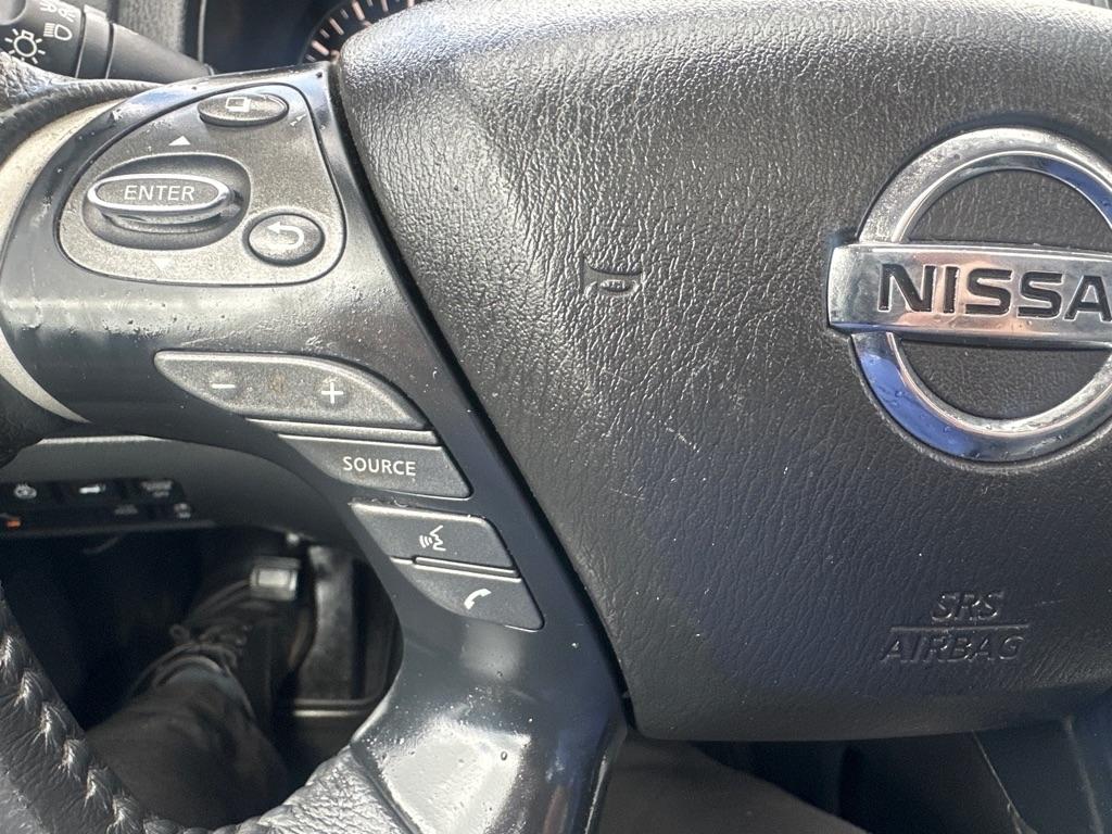 Nissan Pathfinder  2017