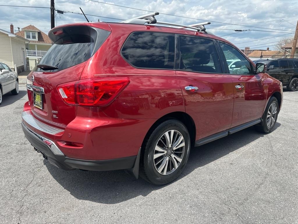 Nissan Pathfinder SL 4D SUV 4X4 2017