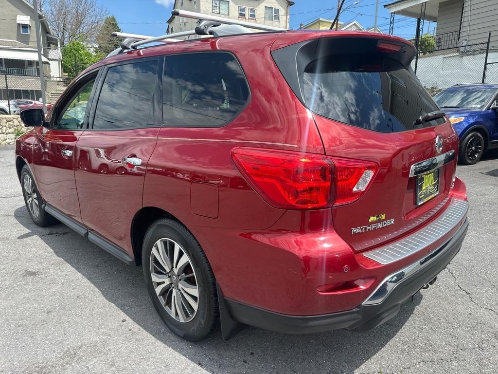 Nissan Pathfinder SL 4D SUV 4X4 2017