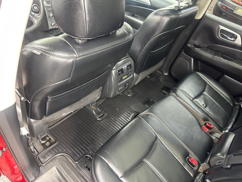 Nissan Pathfinder SL 4D SUV 4X4 2017