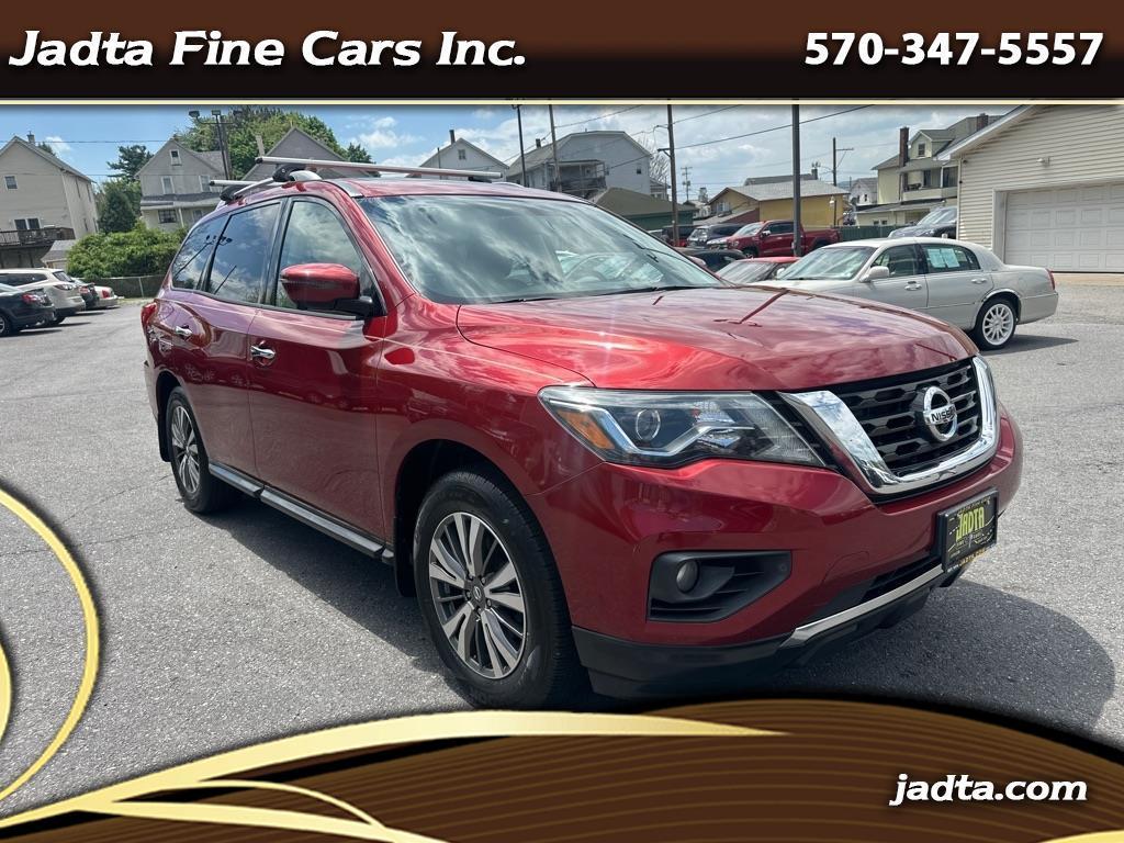 2017 Nissan Pathfinder SL 4D SUV 4X4