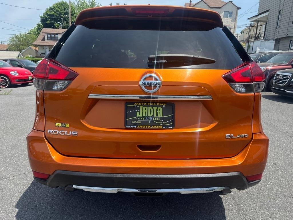 Nissan Rogue  2017