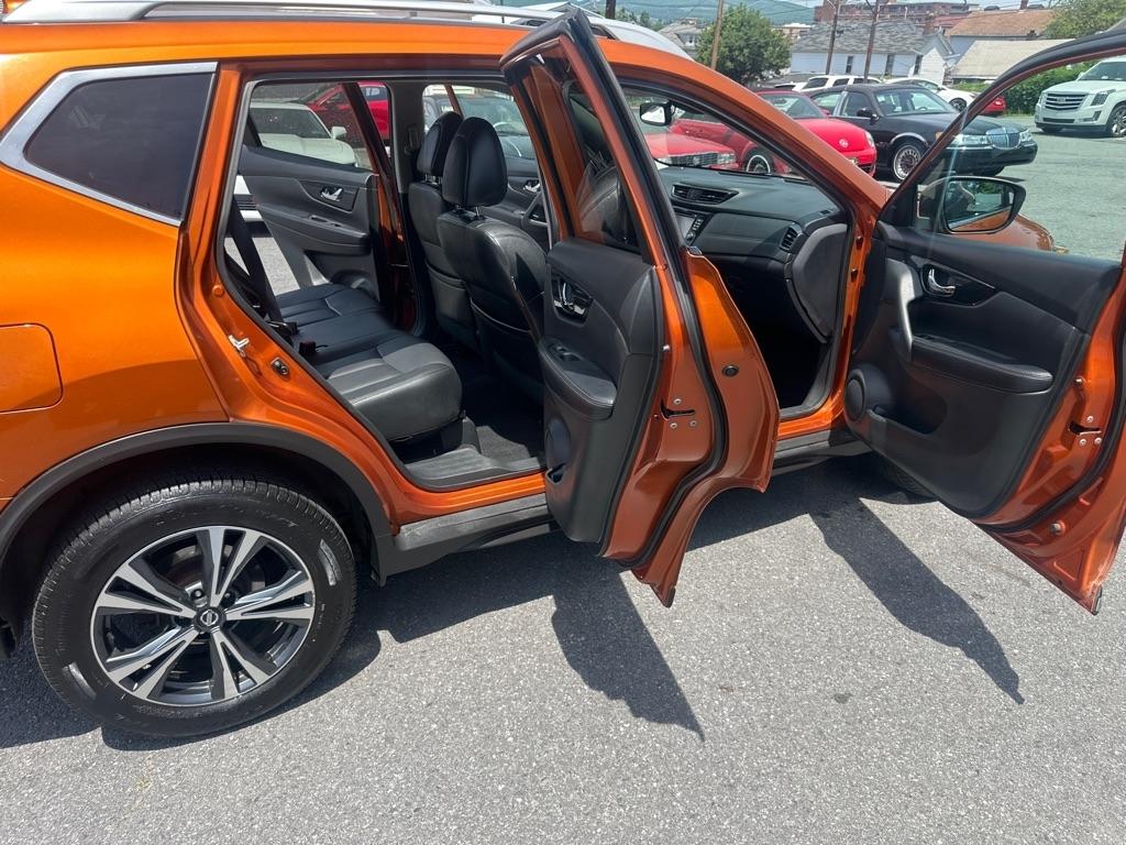 Nissan Rogue  2017