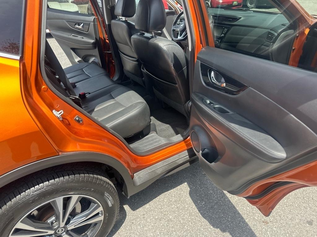 Nissan Rogue  2017