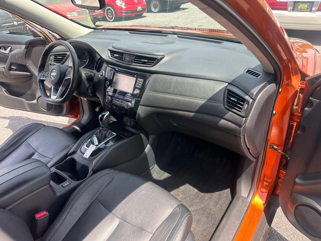 Nissan Rogue  2017