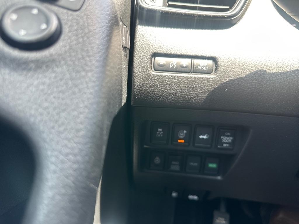 Nissan Rogue  2017
