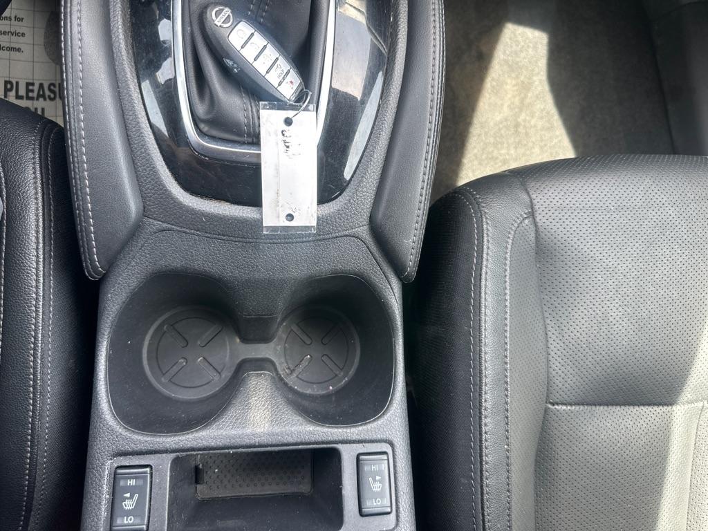 Nissan Rogue  2017