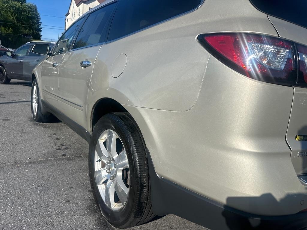 Chevrolet Traverse LTZ 4D SUV AWD 2013