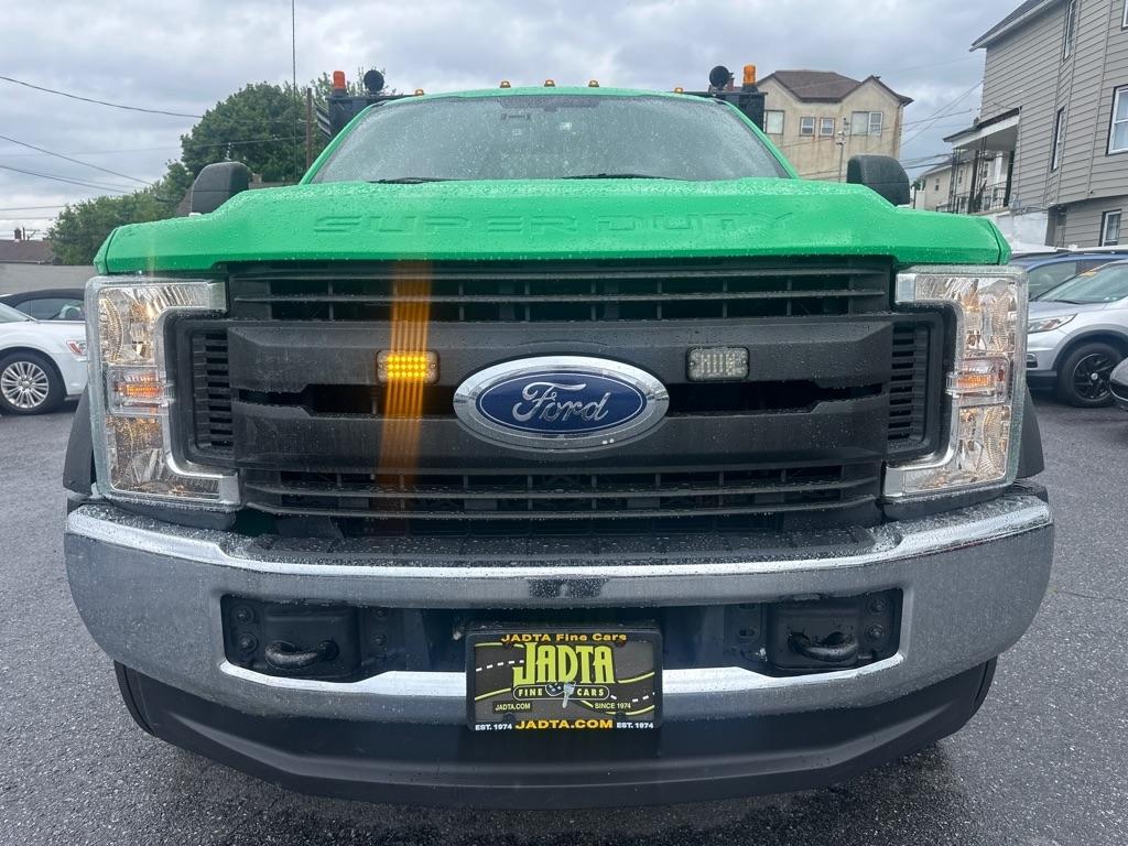 Ford F-450 Super Duty Chassis  2018