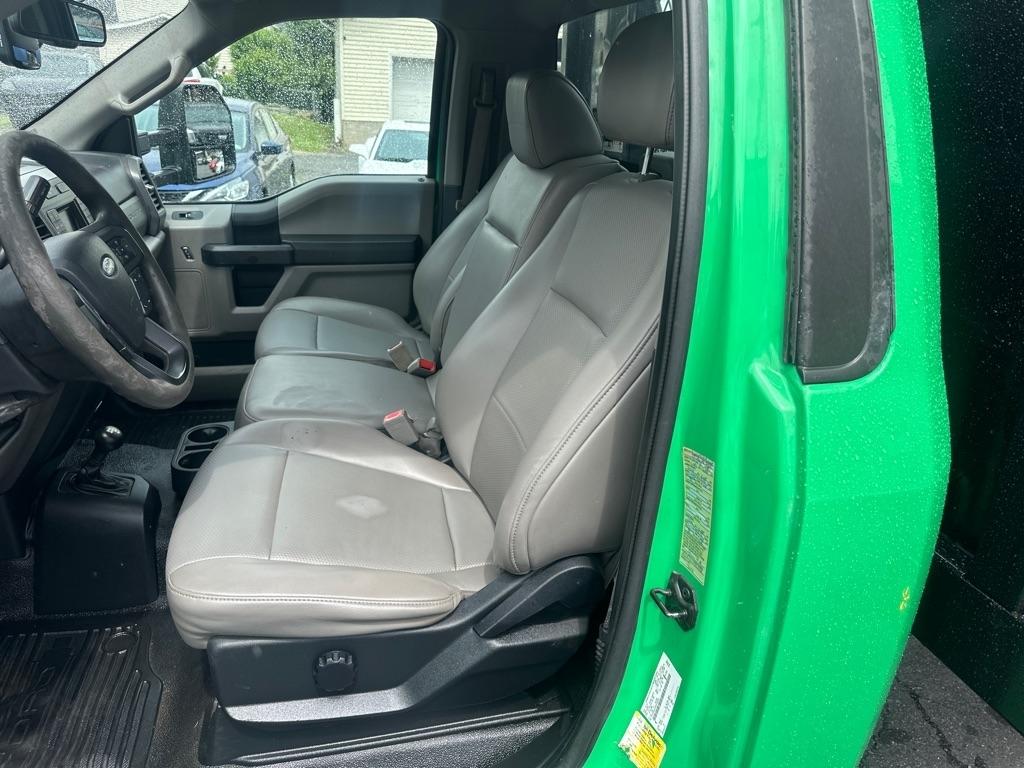 Ford F-450 Super Duty Chassis  2018