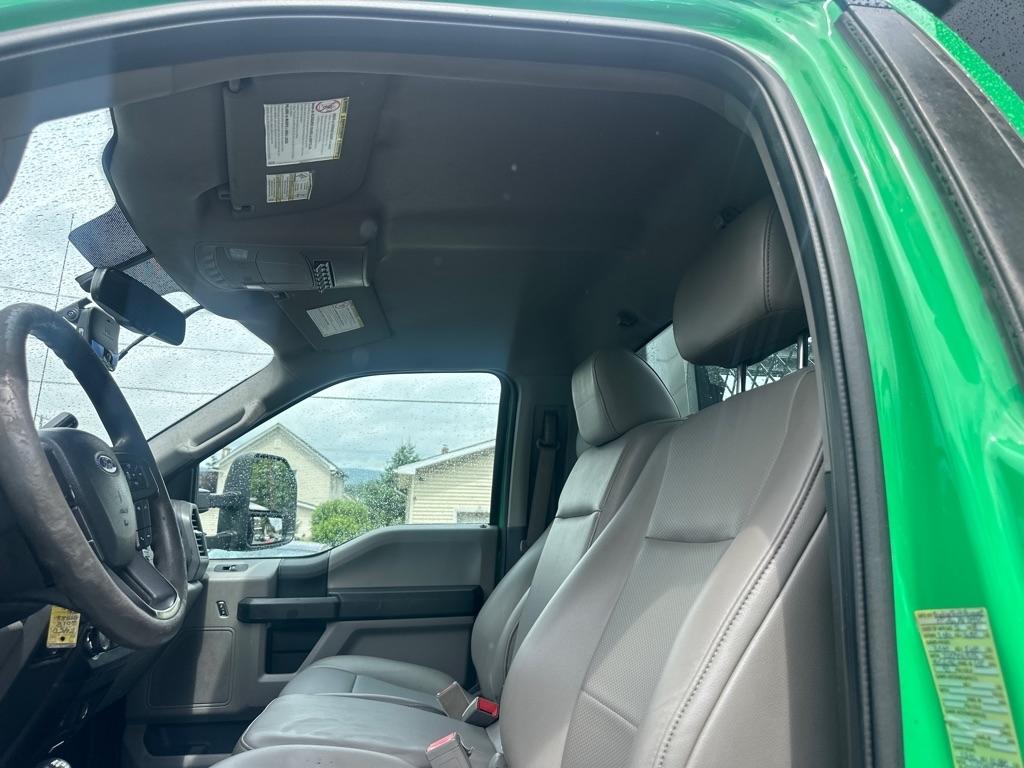 Ford F-450 Super Duty Chassis  2018