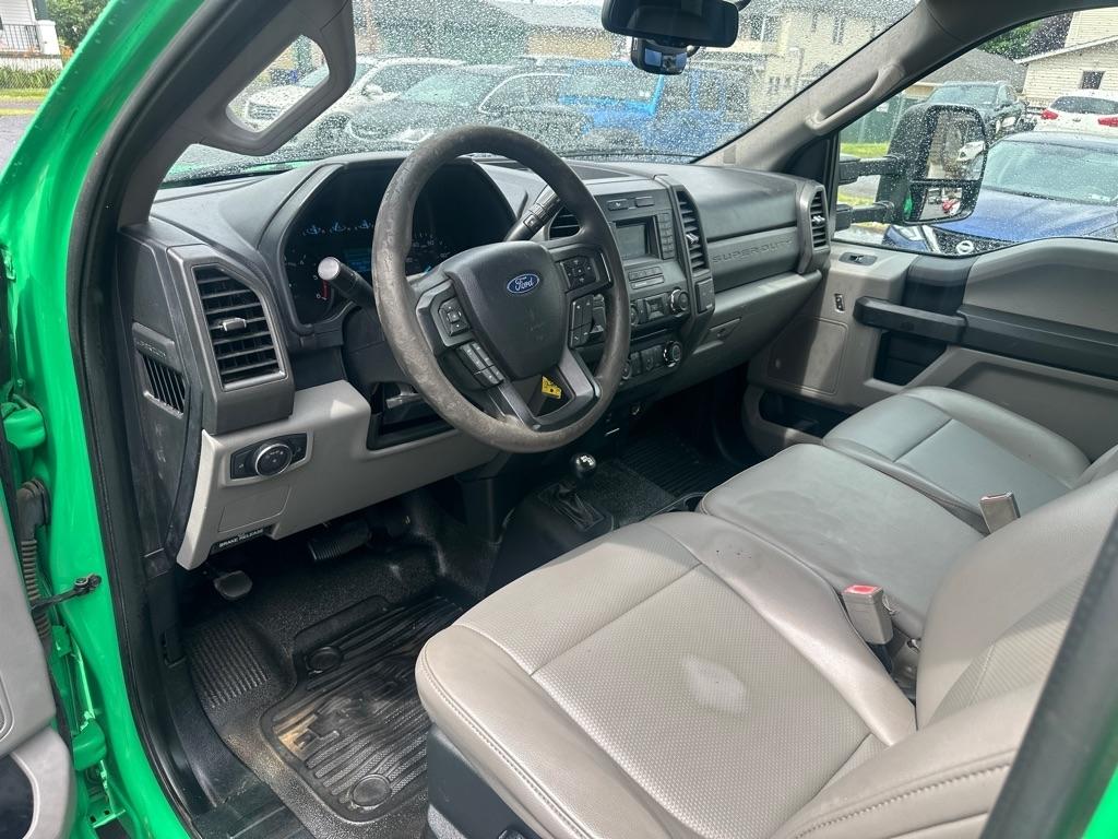 Ford F-450 Super Duty Chassis  2018