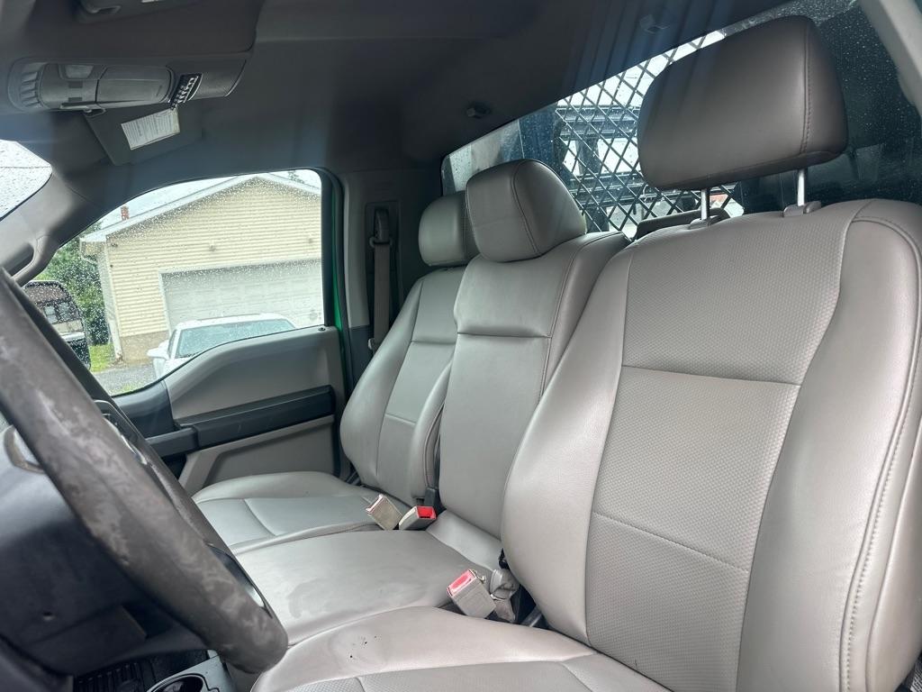 Ford F-450 Super Duty Chassis  2018