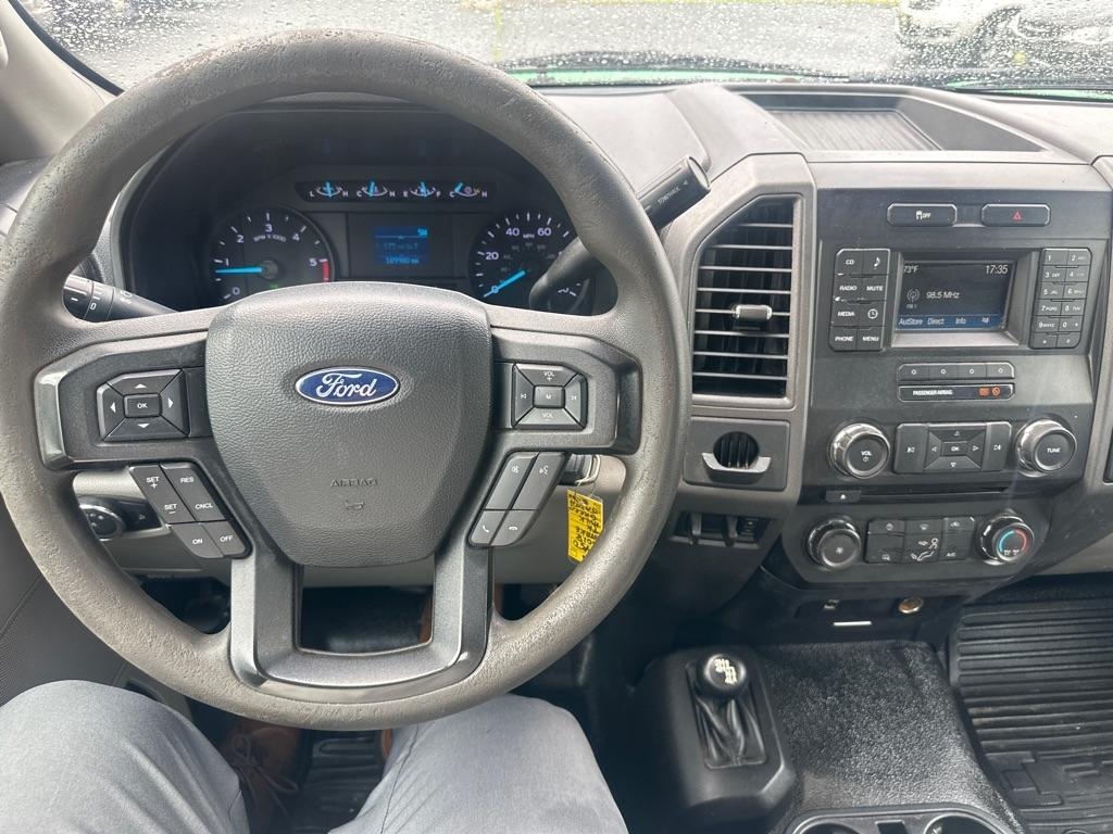 Ford F-450 Super Duty Chassis  2018