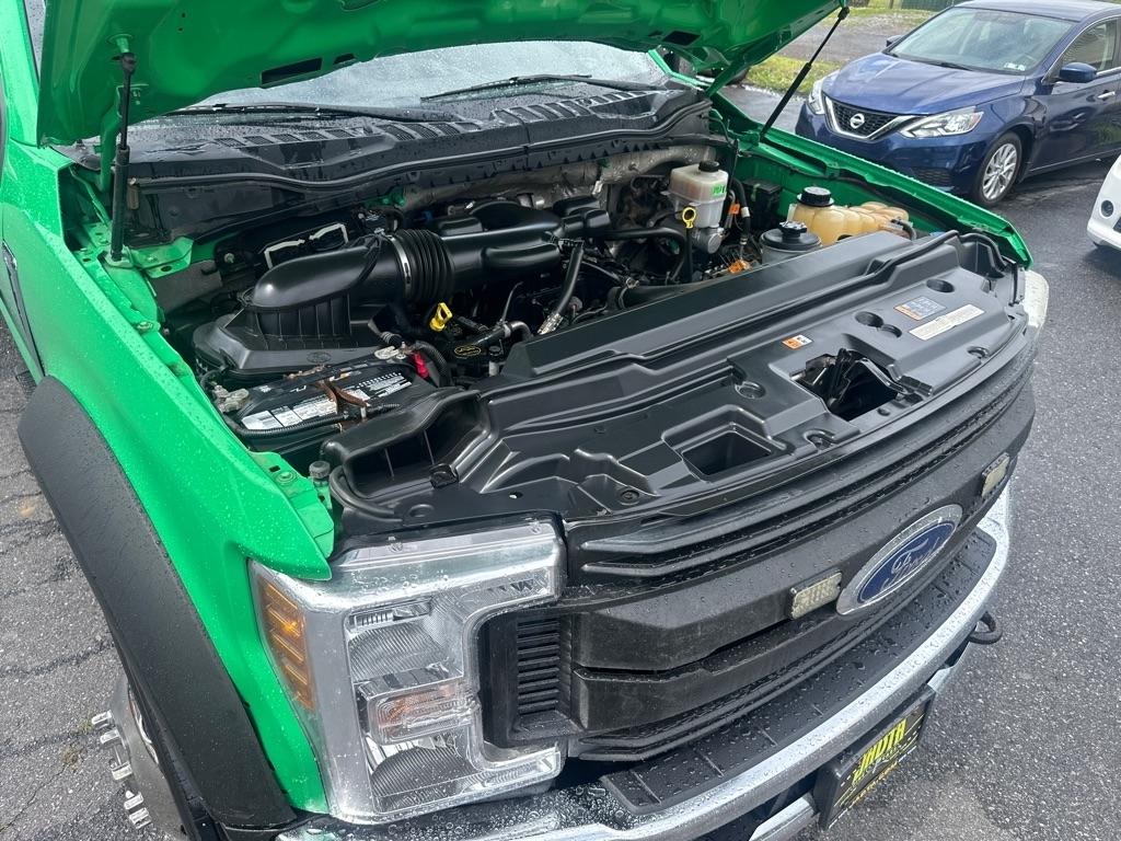 Ford F-450 Super Duty Chassis  2018
