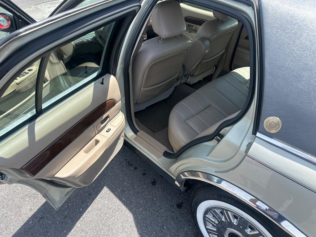 Mercury Grand Marquis LS Ultimate 2004