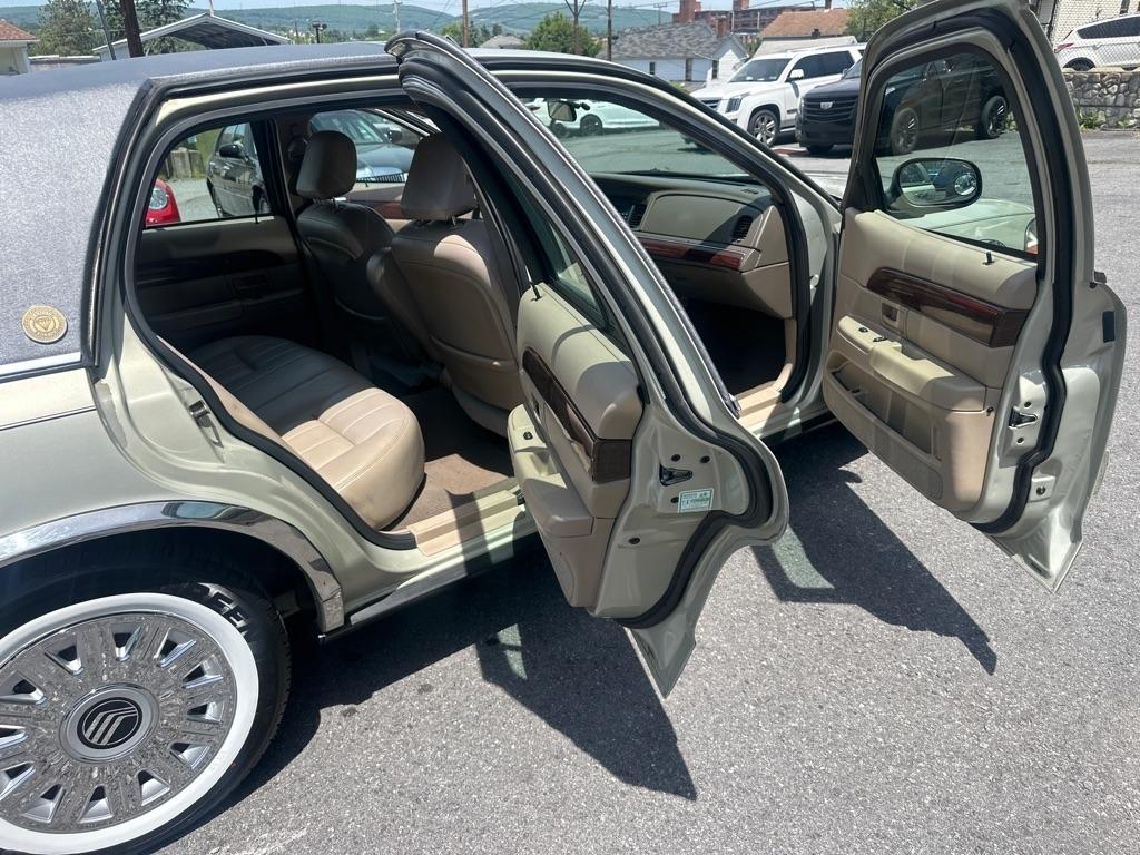 Mercury Grand Marquis LS Ultimate 2004