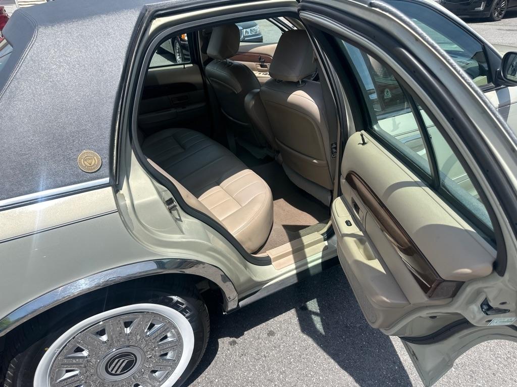 Mercury Grand Marquis LS Ultimate 2004