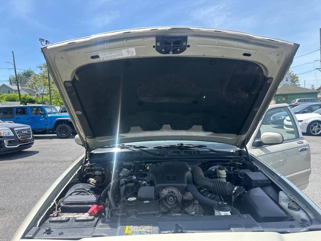 Mercury Grand Marquis LS Ultimate 2004