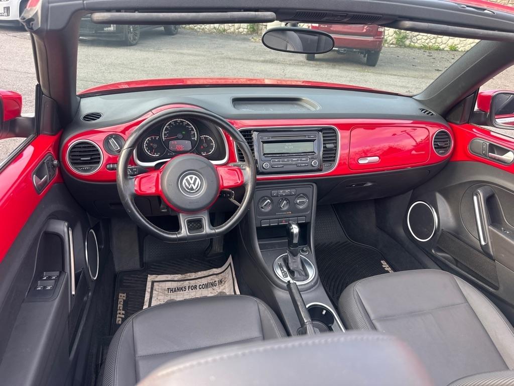 Volkswagen Beetle 2.5L Convertible 2013