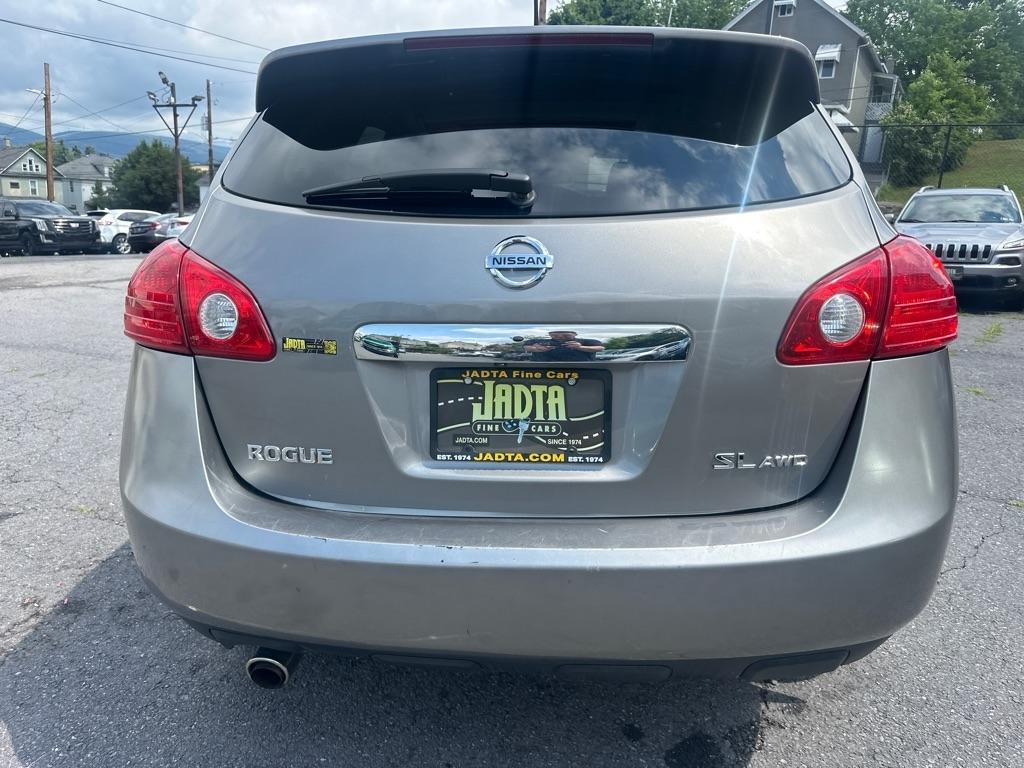 Nissan Rogue  2012