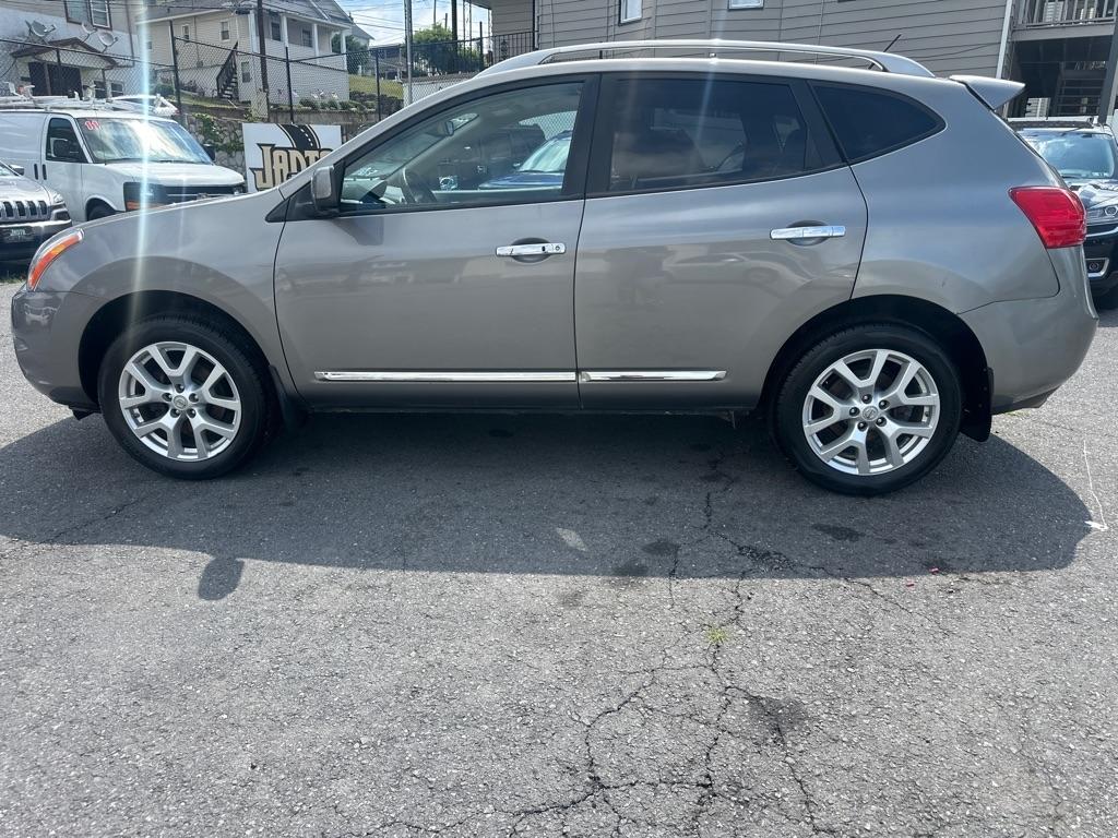 Nissan Rogue  2012