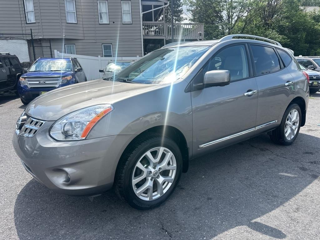 Nissan Rogue  2012