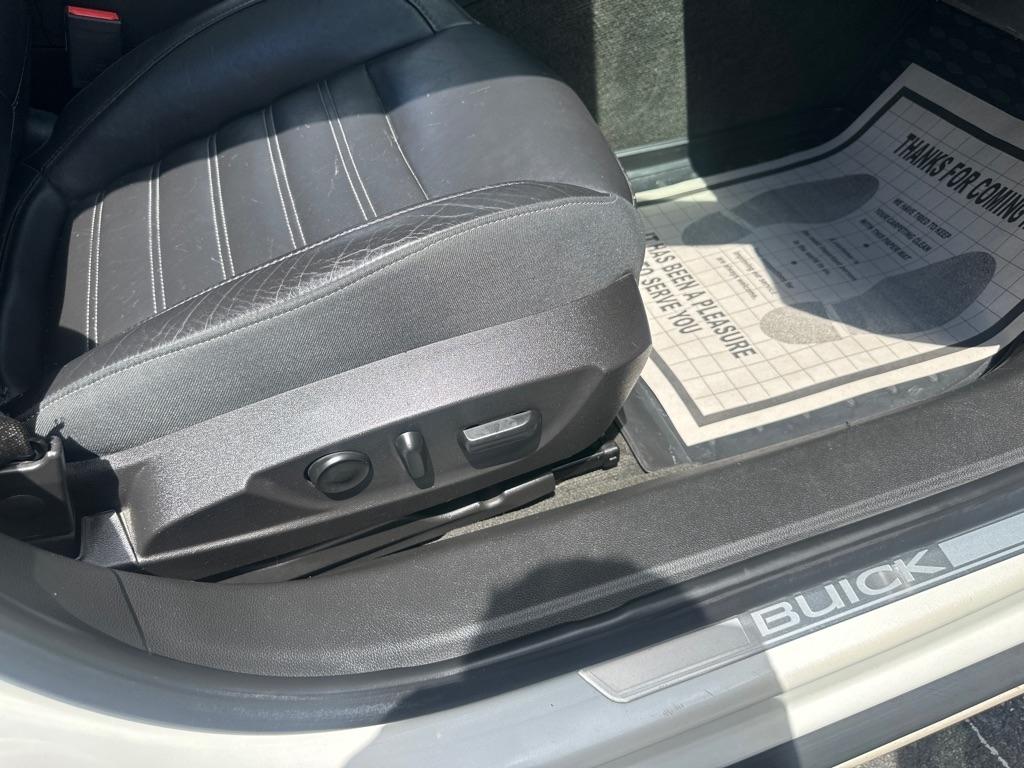 Buick Regal  2014
