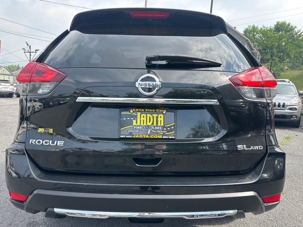 Nissan Rogue  2018