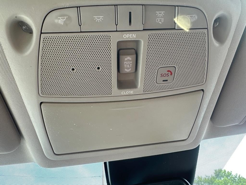 Nissan Rogue  2018