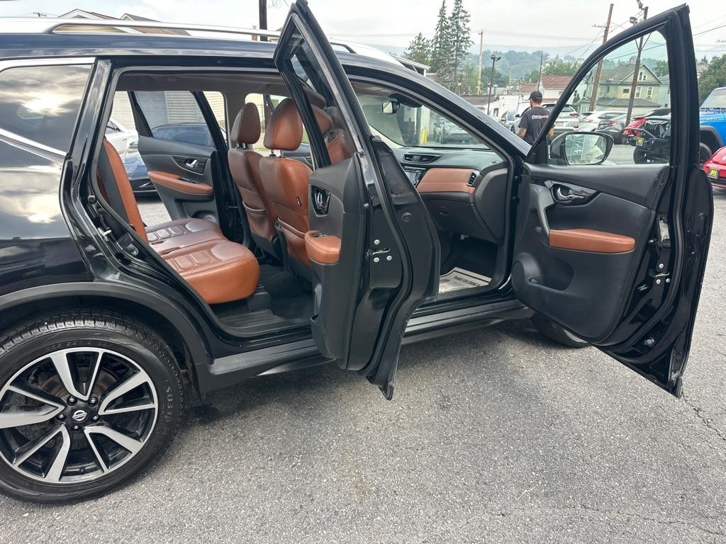 Nissan Rogue AWD Platinum *Ltd Avail* 2018