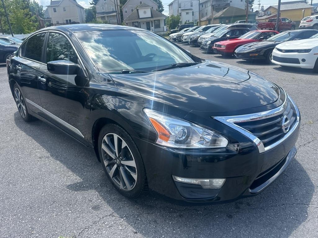 Nissan Altima  2015