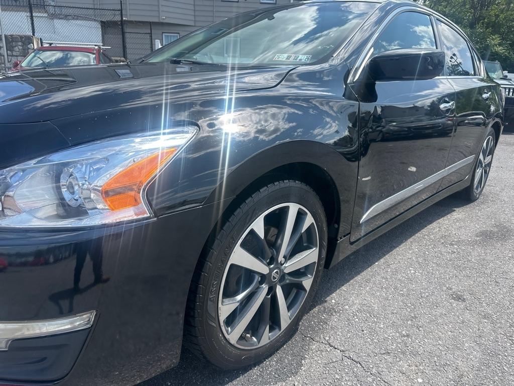 Nissan Altima  2015