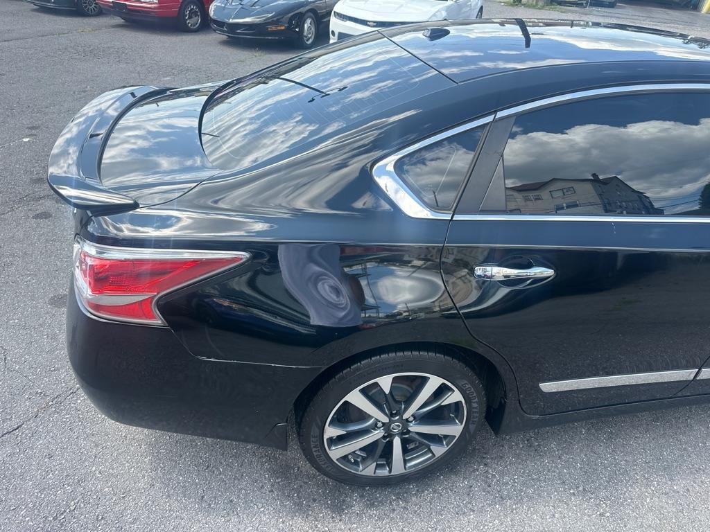 Nissan Altima  2015