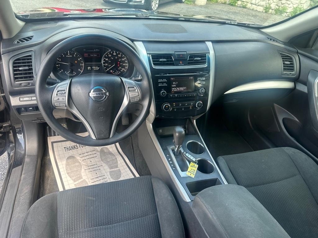 Nissan Altima  2015